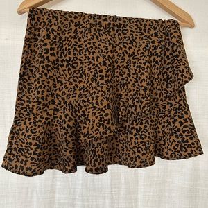 Leopard skirt